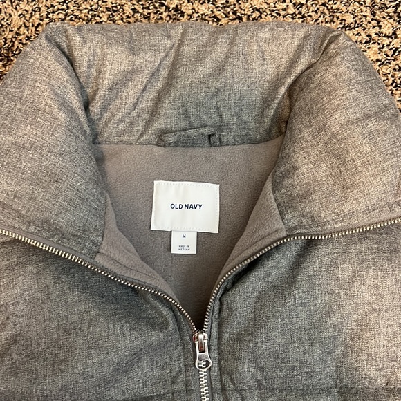 Puffy vest - Picture 3 of 3